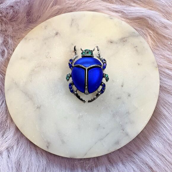 Sacred Scarab Beetle Brooch Pin with Blue Crystal – Egyptian Symbol of Rebirth - Picture 5 of 6